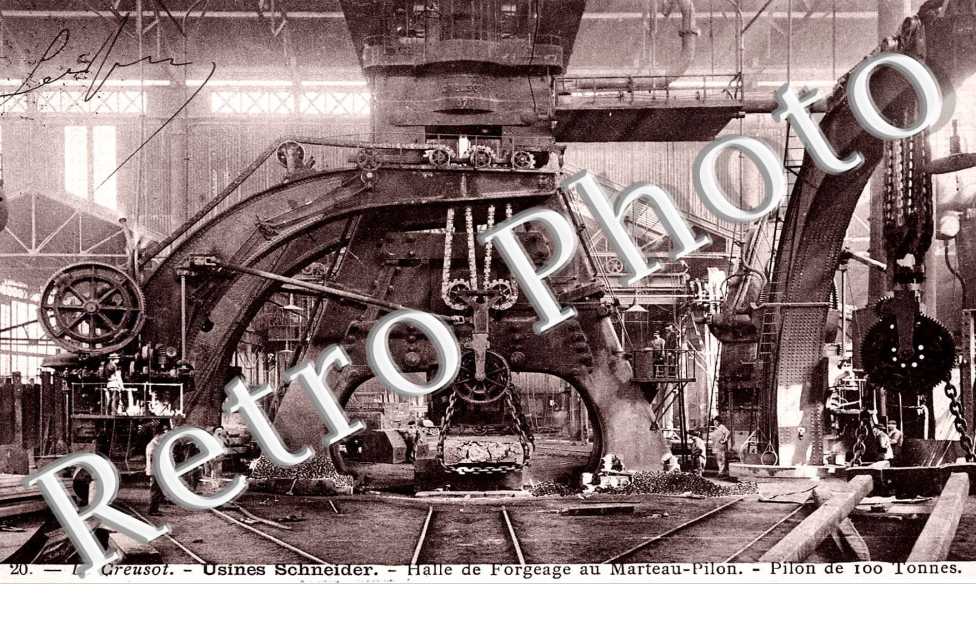 Usines Schneider Halle de Forgeage au marteau-Pilon