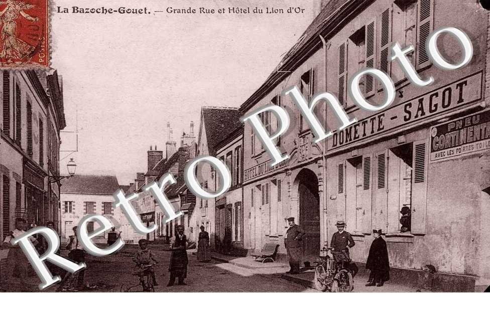 La grande rue et hotel du Lion d'Or