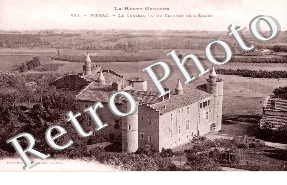 le chateau vu du clocher de l'eglise