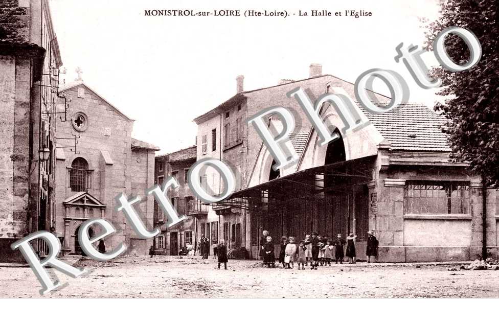 la halle et l'eglise