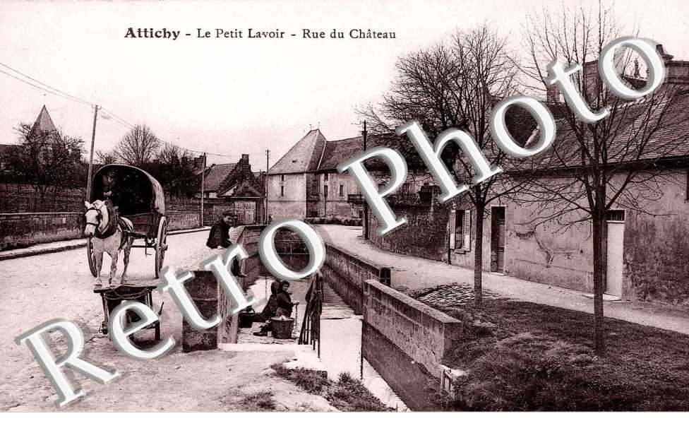 Le petit lavoir - Rue du chateau