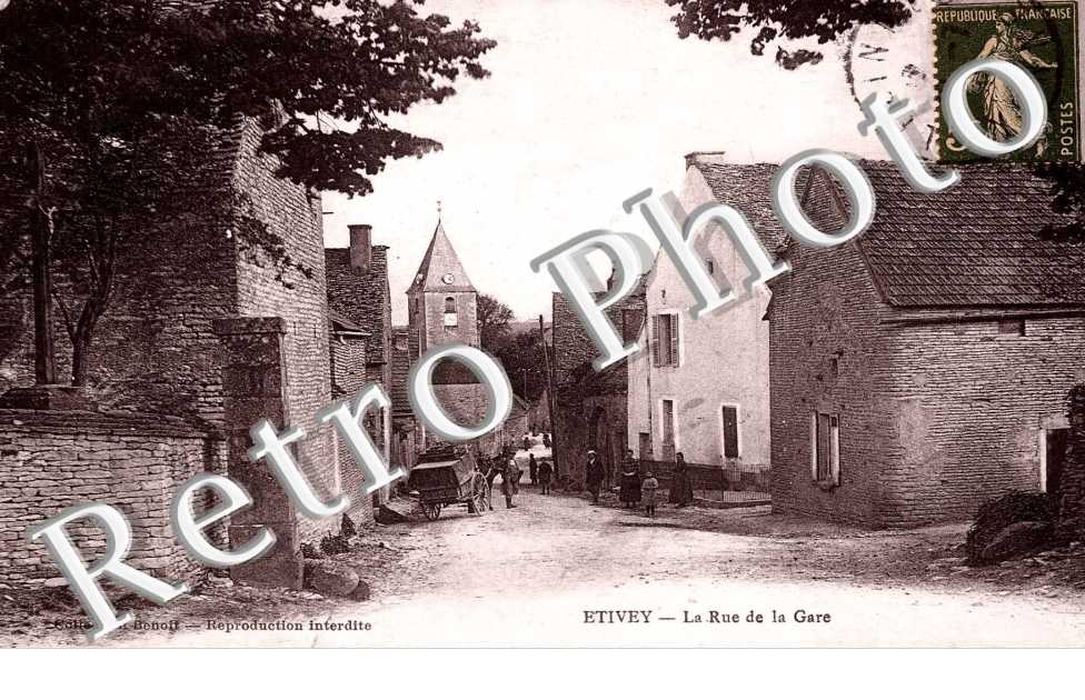 La Rue de la Gare
