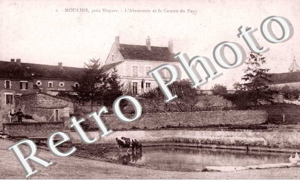 L'Abreuvoir et le centre du Pays