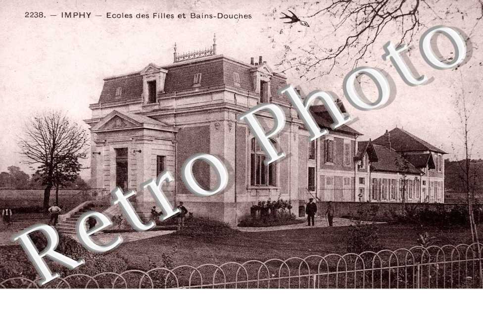 Ecole des filles et Bains douches