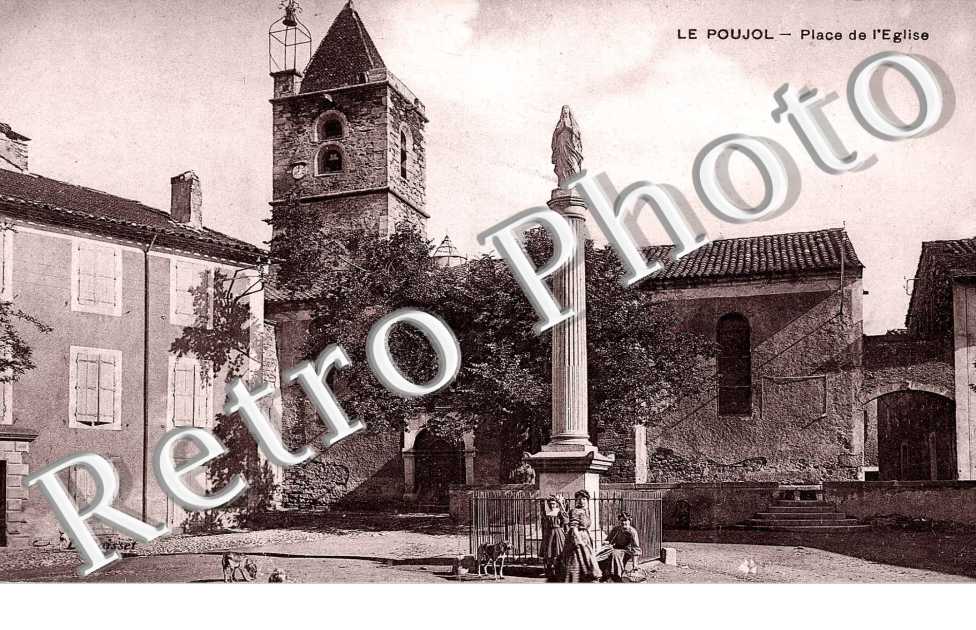 Le Poujol - place de l'eglise