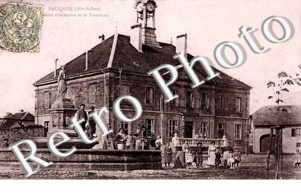 Maison Communale et Fontaine