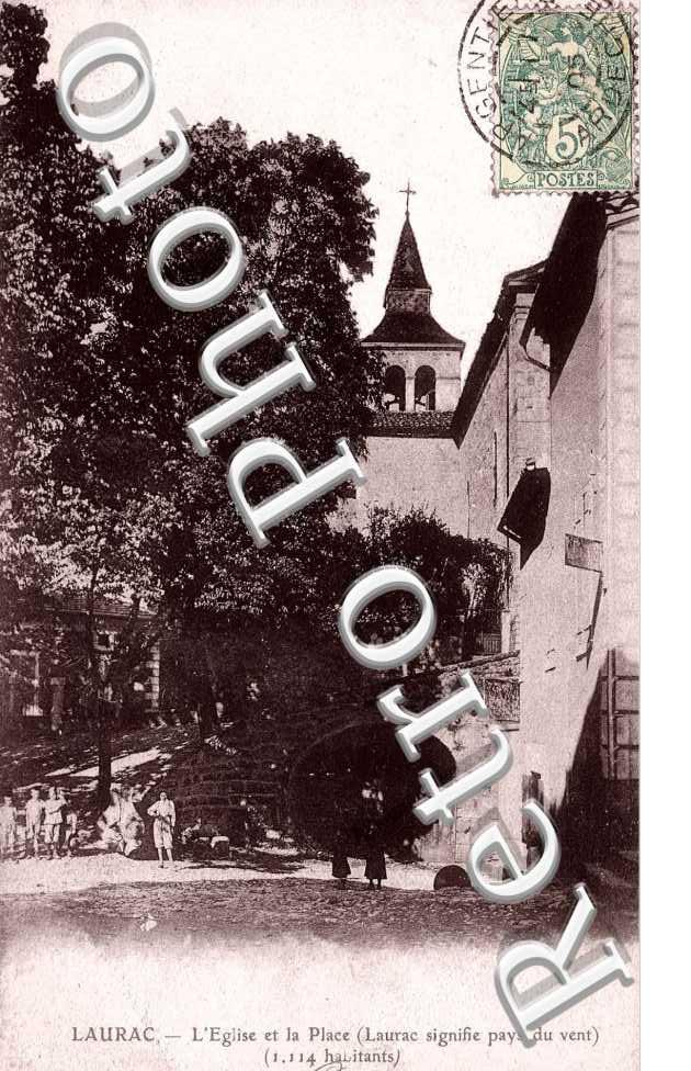 L'eglise et la place