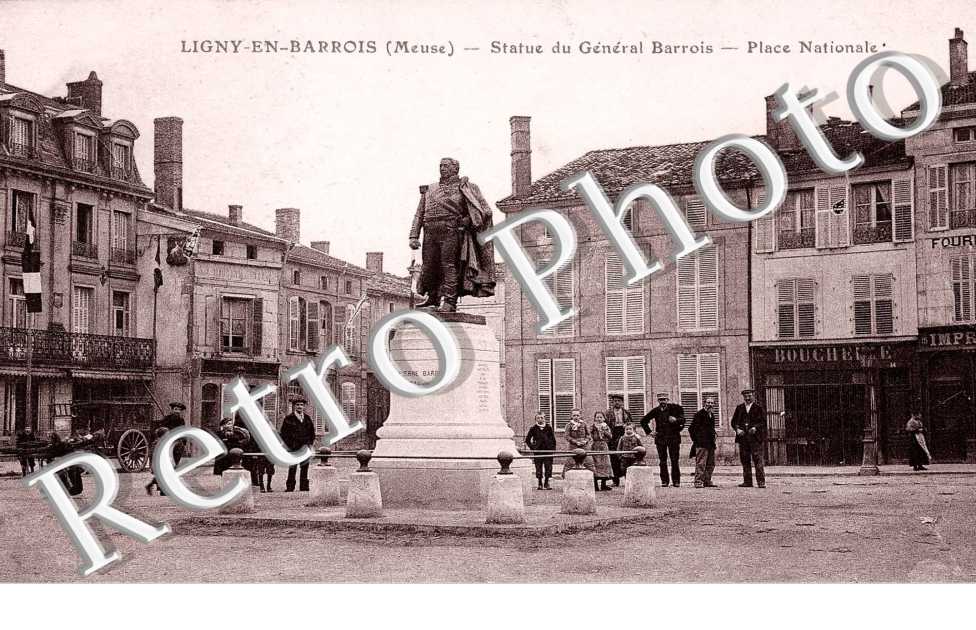 statue du general Barrois - Place Nationale