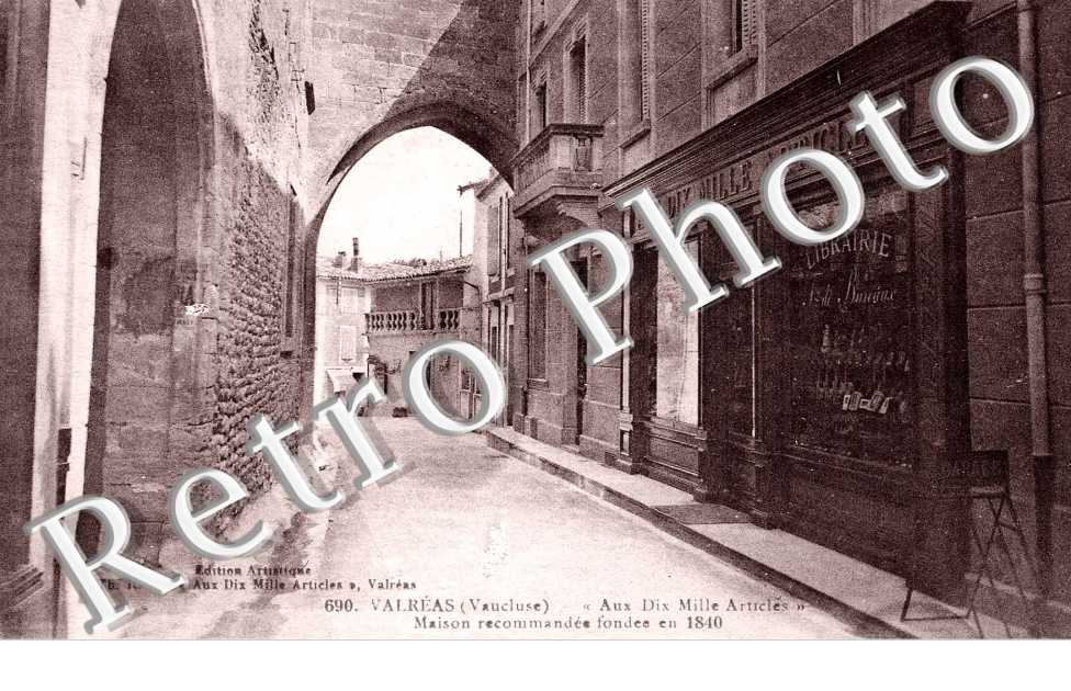 AUX DIX MILLE ARTICLES