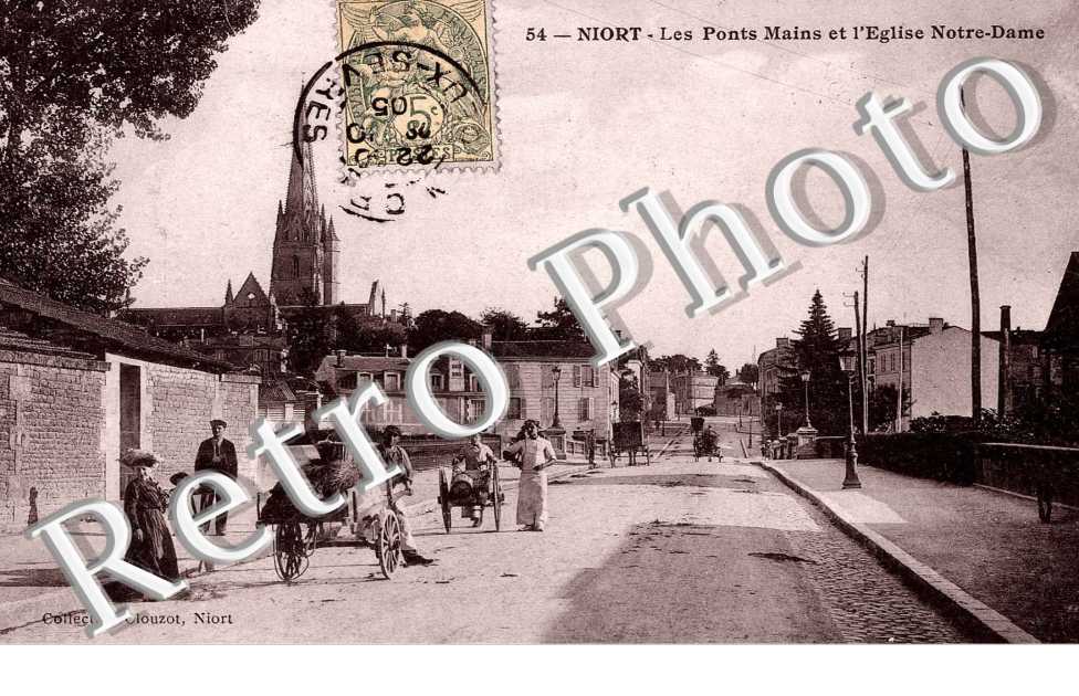 Les Ponts Mains et l'Eglise Notre Dame