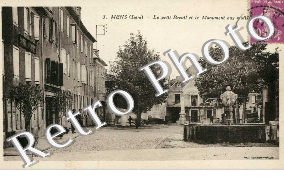 Le Petit Breuil et le monument aux Morts