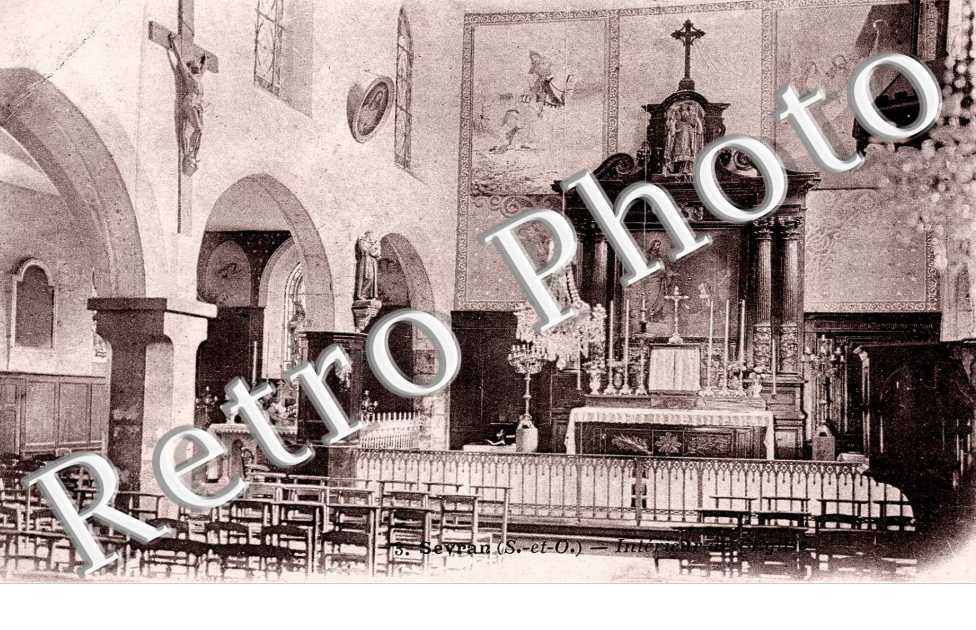 Interieur de l'eglise