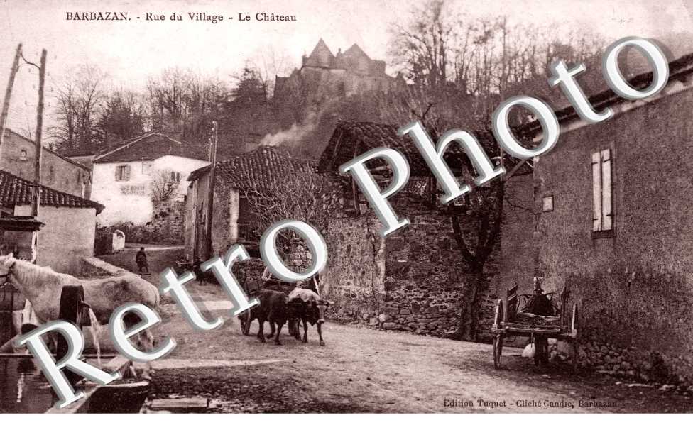 Rue du Village - Le Chateau