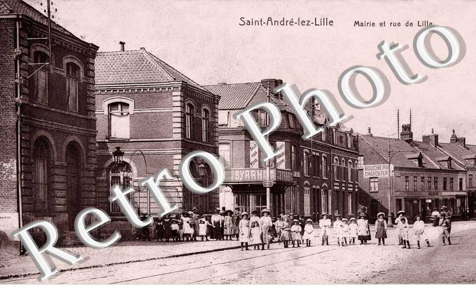 Mairie et rue de Lille