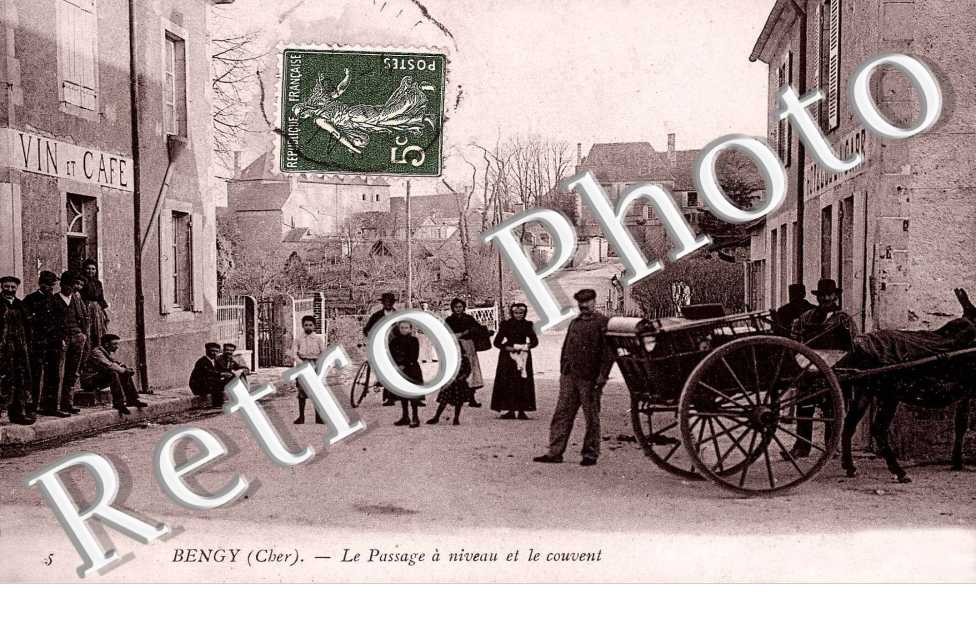 le passage a niveau et le couvent
