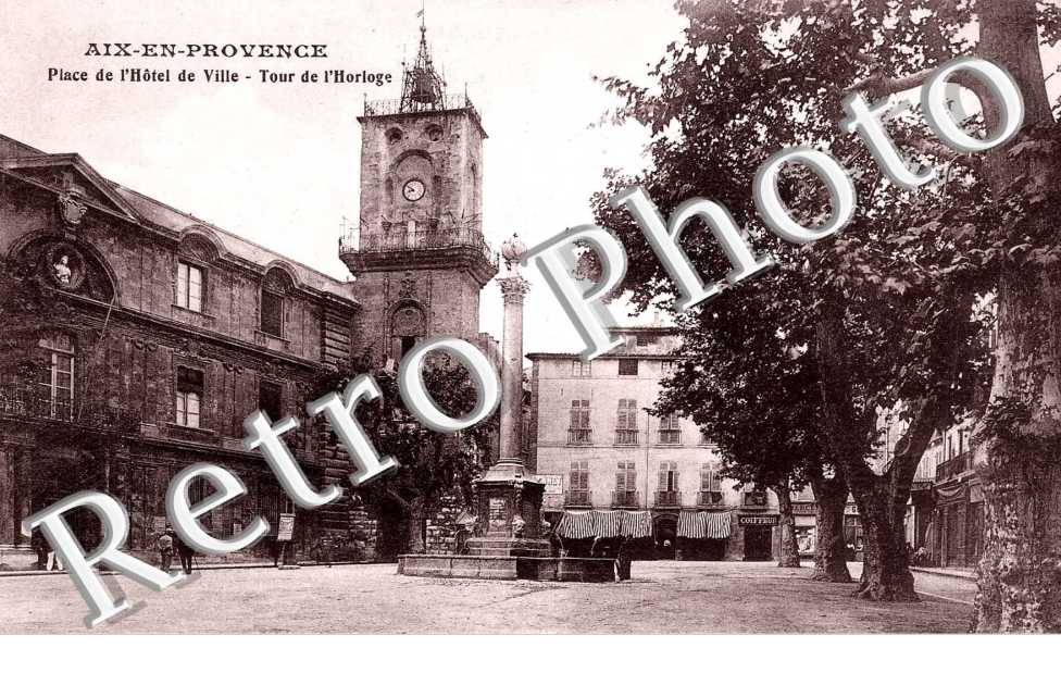 place de l'hôtel de ville 