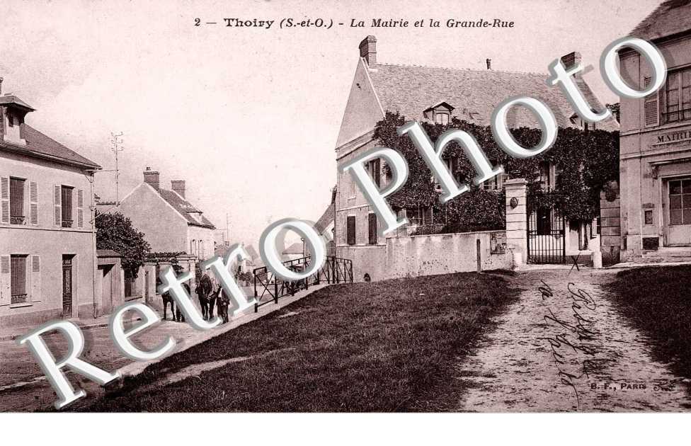 La mairie et la grande rue