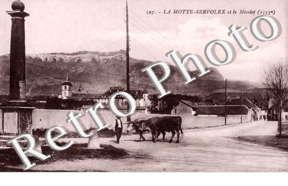 le village et le Nivolet