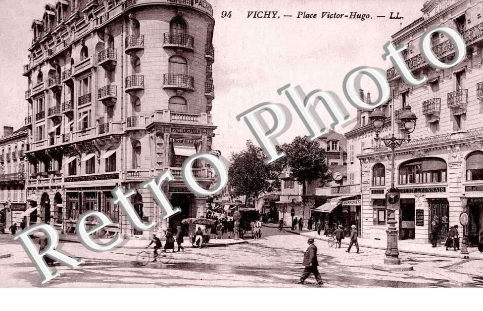 PLACE VICTOR HUGO