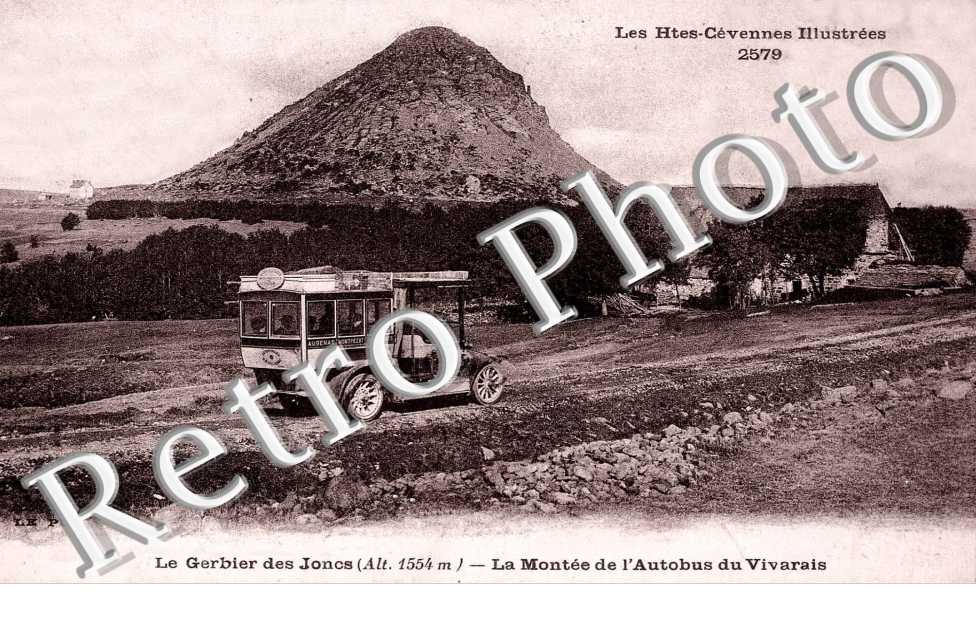 Le Mont Gerbier des Joncs La montee de l'autobus du vivarais