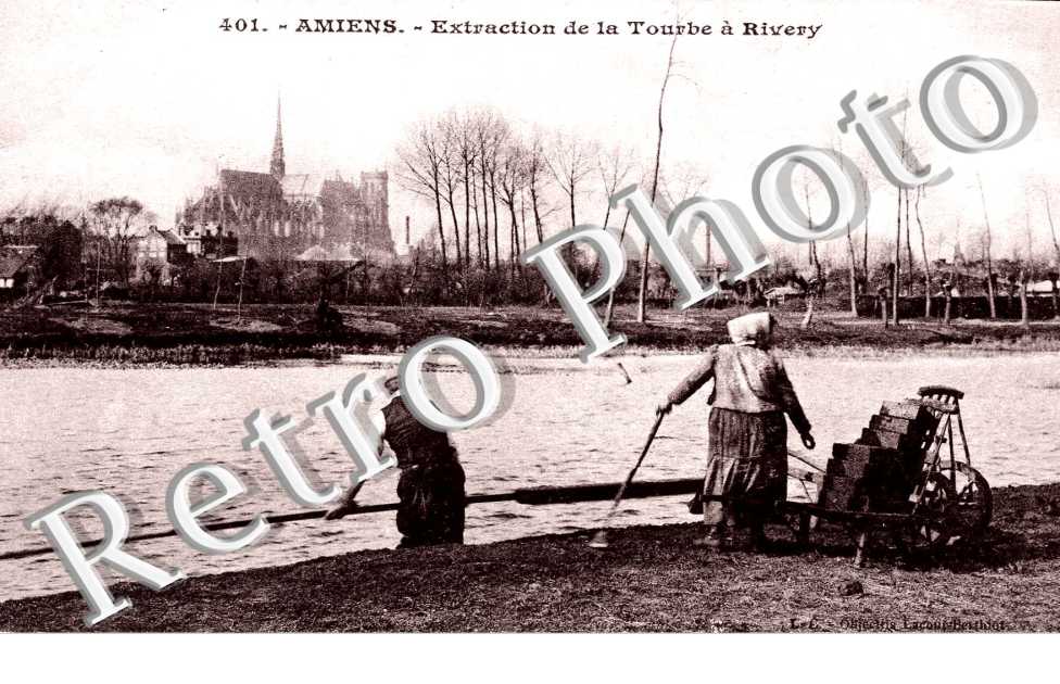Extraction de la Tourbe a Rivery