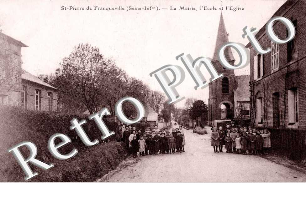 La Mairie, l'Ecole et l'Eglise