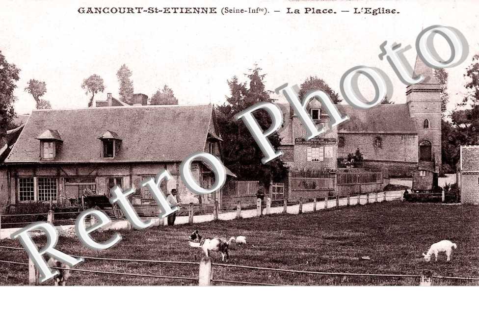 La place - l'eglise