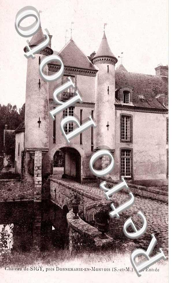l'entrée du Château