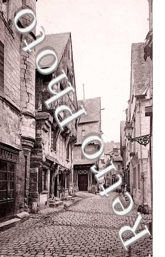 vieilles maisons rue Voltaire