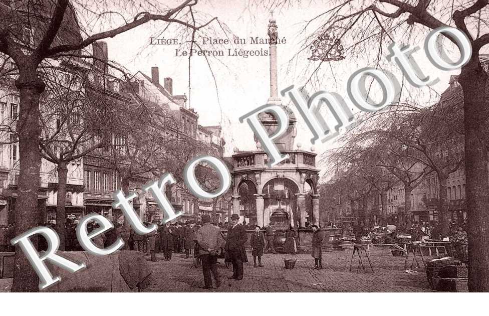 place du marche Le perron liegois
