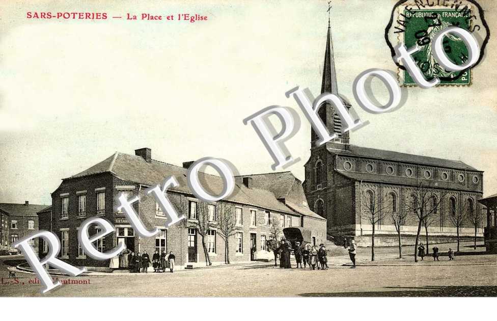 la place et l'eglise
