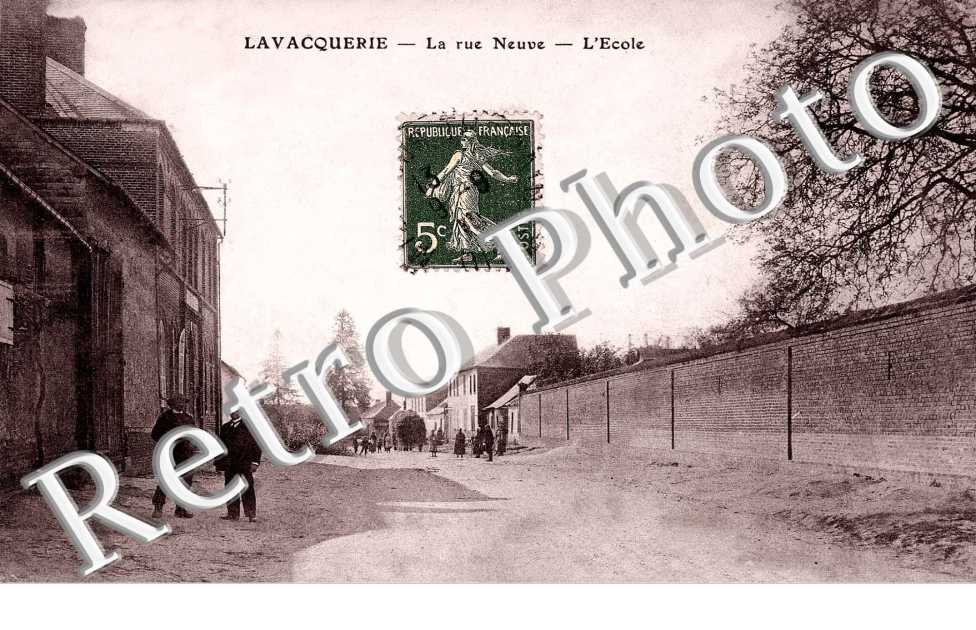 la rue Neuve - l'Ecole