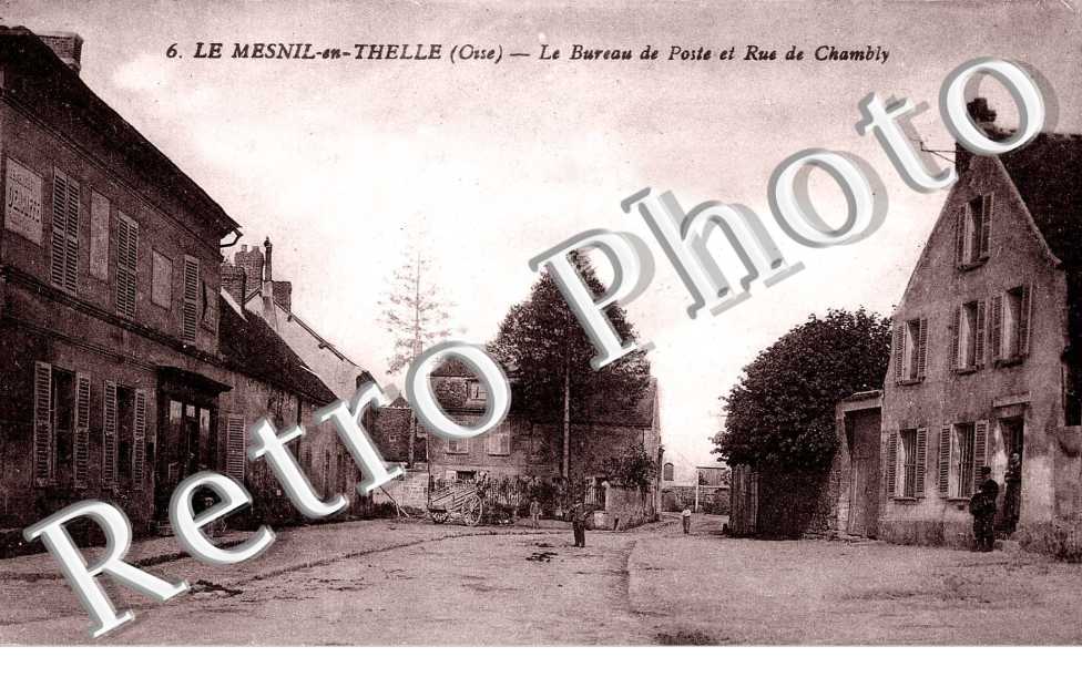 Le Bureau de Poste et la Rue de Chambly