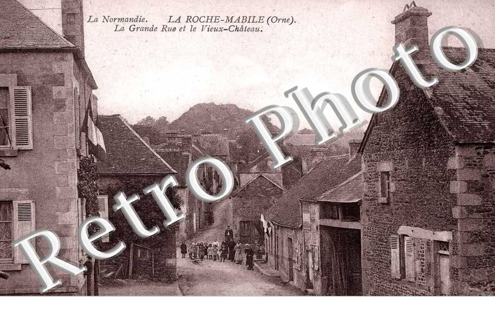 la Grande rue et le vieux Château