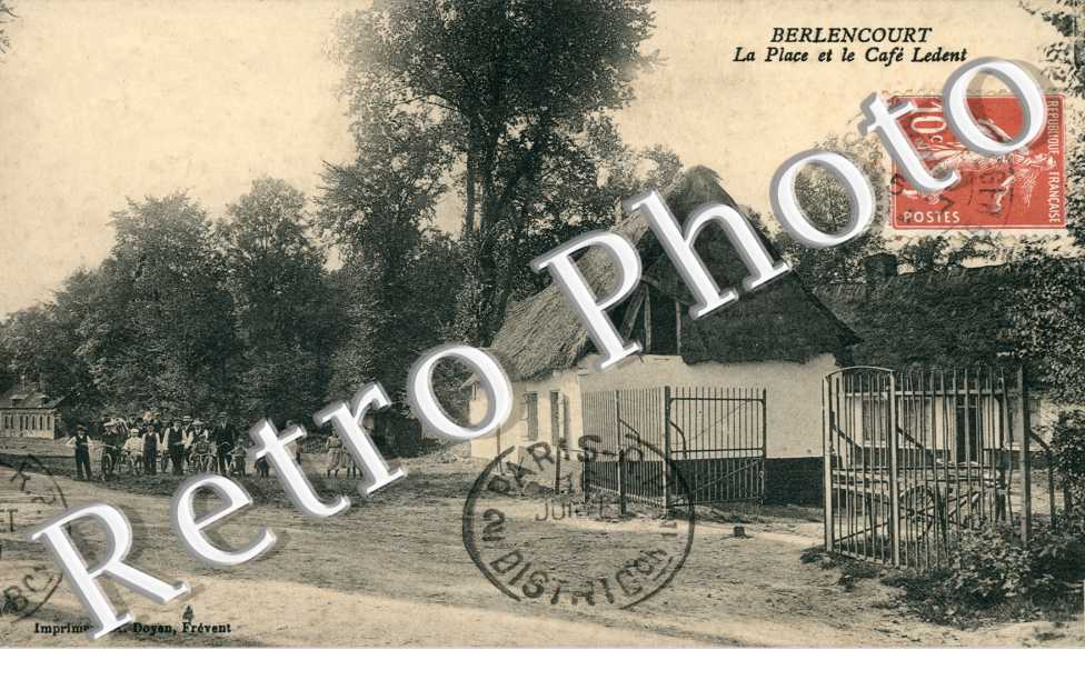 La Place et le café Ledent