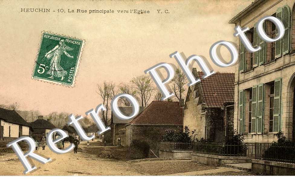 la rue principale vers l'eglise