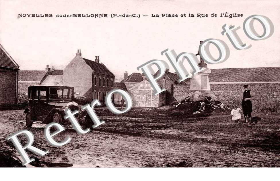 La place et la rue de l'eglise