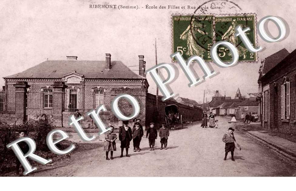 ecole des filles et rue de la Gare