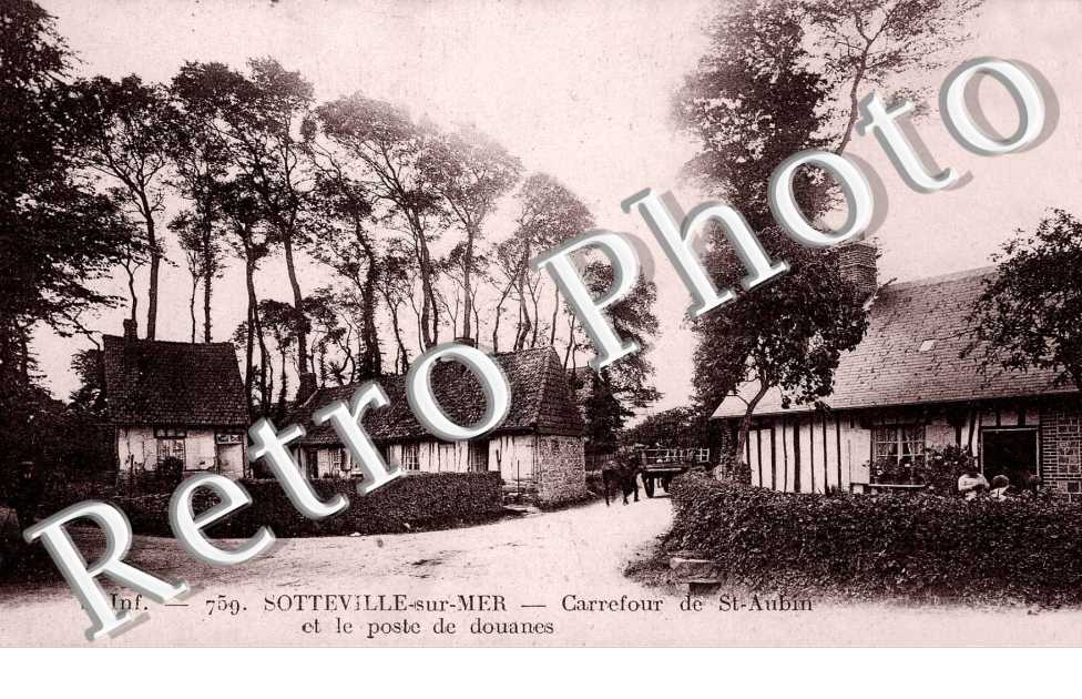 Carrefour de Saint Aubin  et le poste des douanes