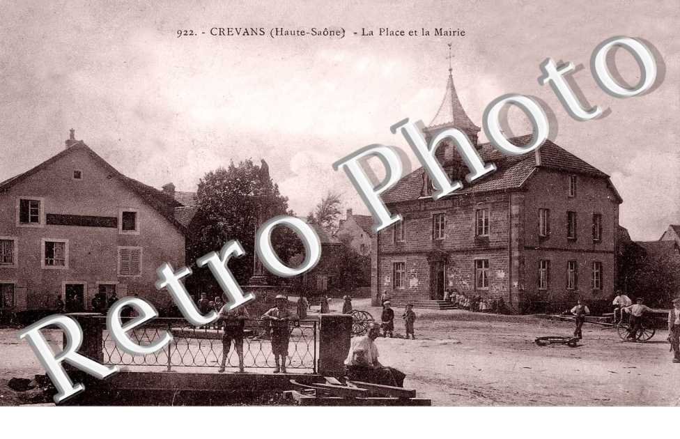 la place et la mairie