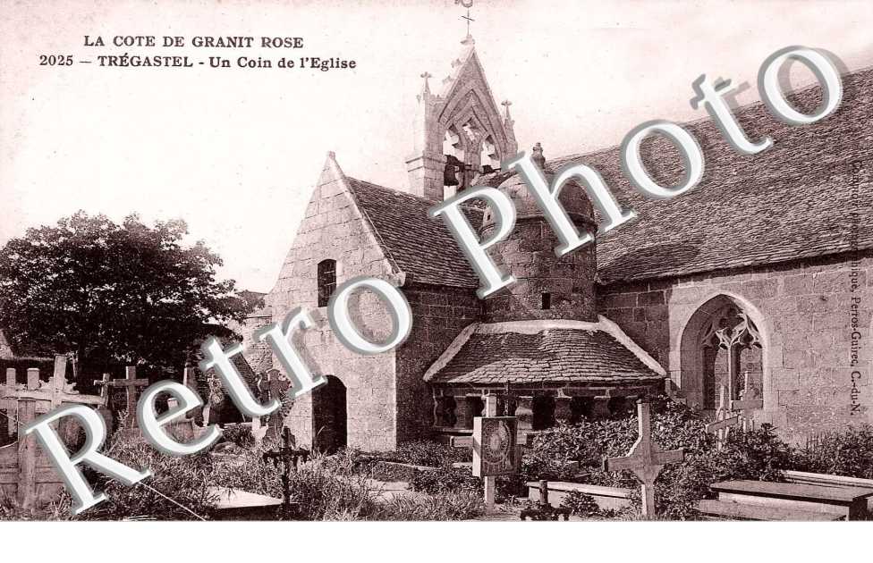 UN COIN DE L'EGLISE
