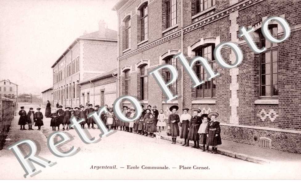 Ecole communale - Place Carnot