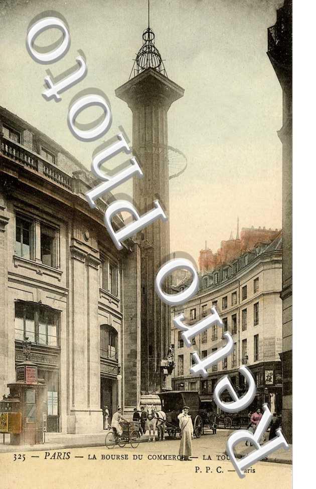 la BOURSE DU COMMERCE la tour Medicis 2 Rue de Viarmes