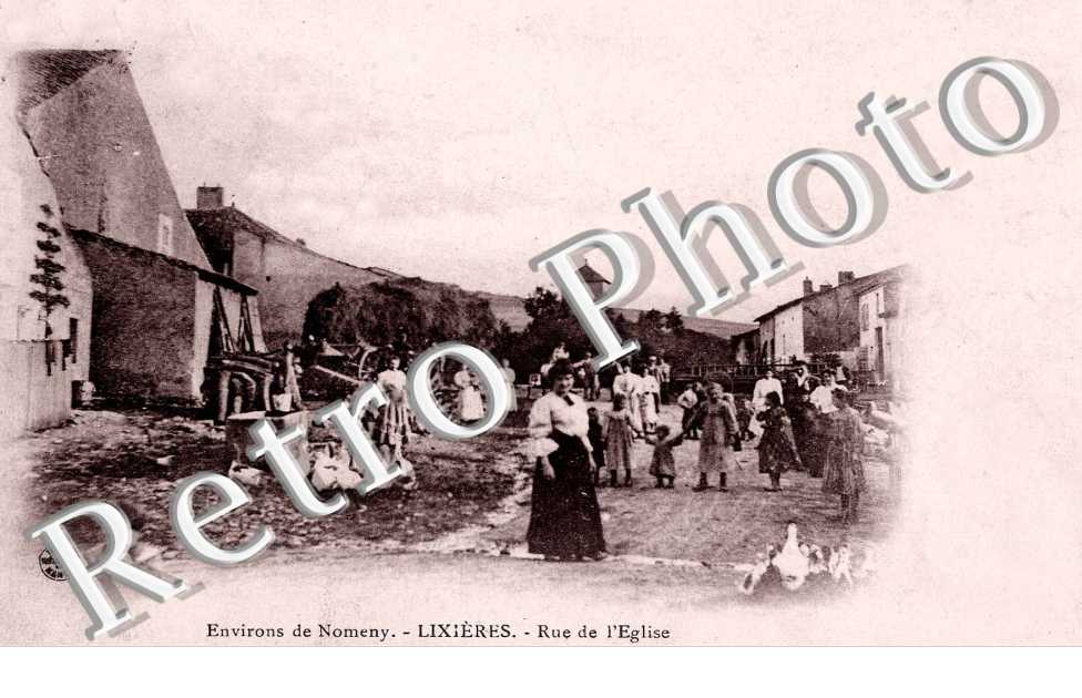 Rue de l'eglise Lixières