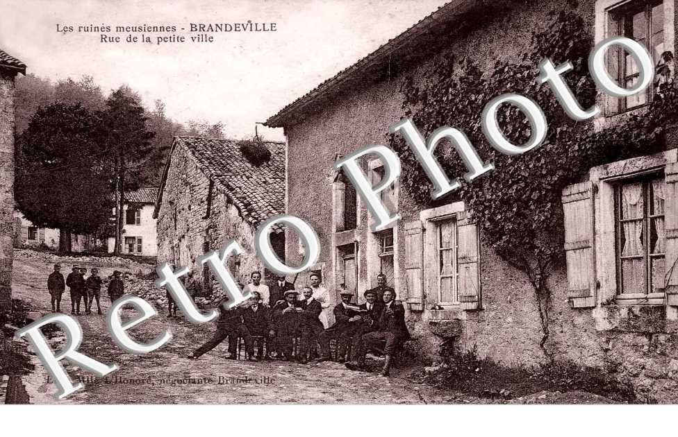 Rue de la petite ville