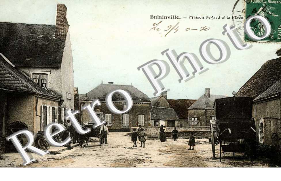 maison Peyard et la place