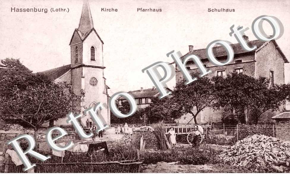 Kirche - Pfarrhaus - Schulhaus