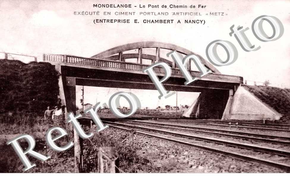 le pont de chemin de fer