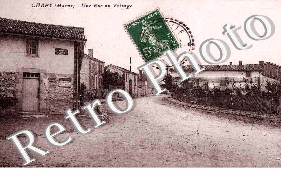 Une rue du village