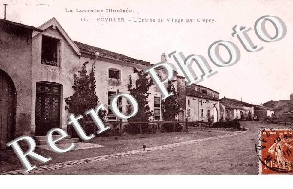 l'entree du village par Crepey
